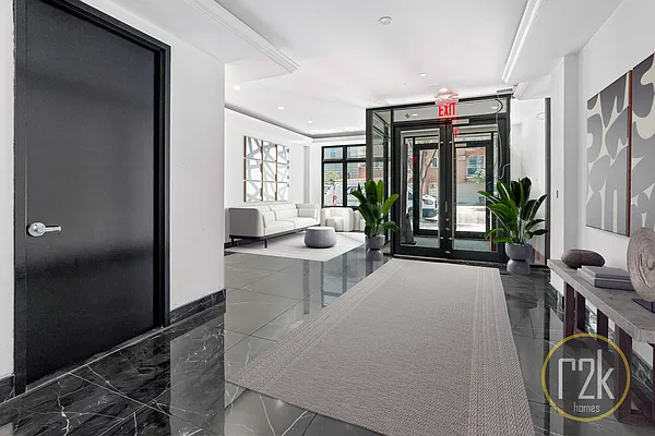 Rented by Realty 2000 Corp | media 1