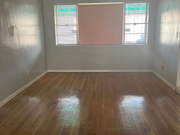 5th image of 554 E 93rd St Floor 2