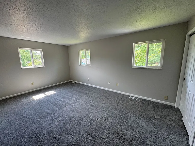 9634 Meadowlark Dr — Photo 26