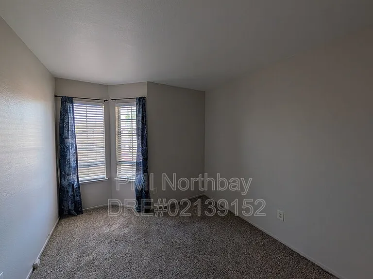 317 Ridgecrest Cir — Photo 9