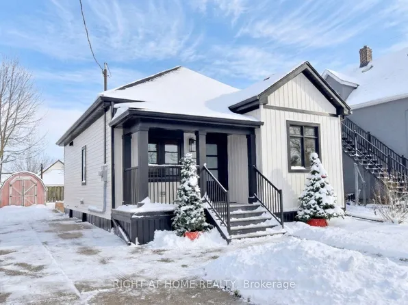 5 Cozy St, Welland, ON L3B 4G7
