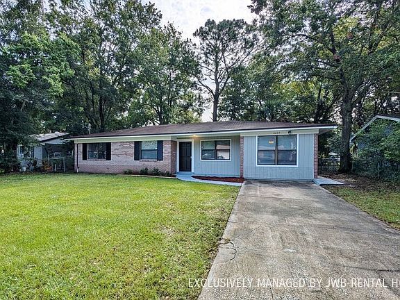2nd image of 4417 Jade Dr E