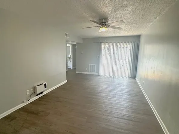 2 bed, 1.0 bath, 838 sqft, $995, 604 Bacon Trl APT 4, Chattanooga, TN 37412