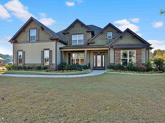 4th image of 33 Tribune Ln