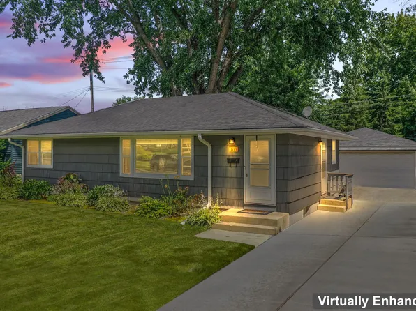 1833 26th St NW, Rochester, MN 55901