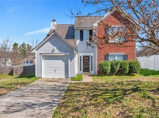 9112 Korniv Dr, Charlotte, NC 28216