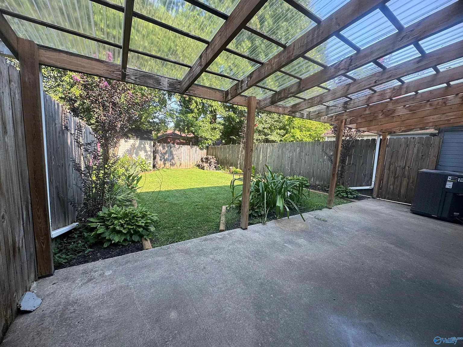 2 bed, 2.5 bath, 1450 sqft, $1,395 — Photo 4