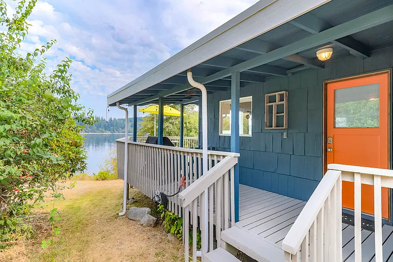 2 bed, 1.0 bath, 926 sqft, $2,200 — Photo 2