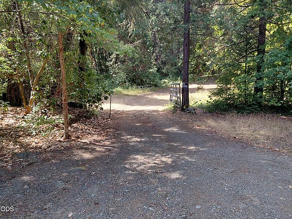 2nd image of 8595 Deer Creek Rd