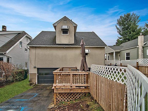 5th image of 811 N Rebecca Ave