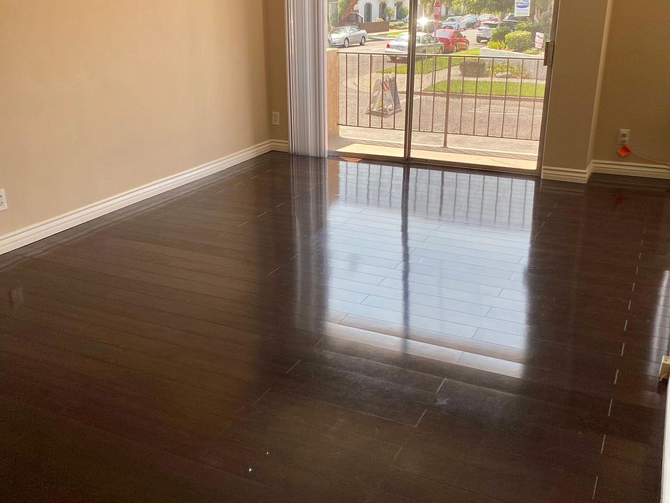 1st image of 3684 Watseka Ave #102