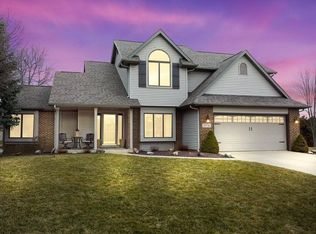 10716 Bayou Blvd, Fort Wayne, IN 46845