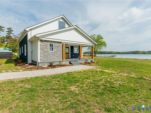 7812 Haynes Dr, Gloucester, VA 23061