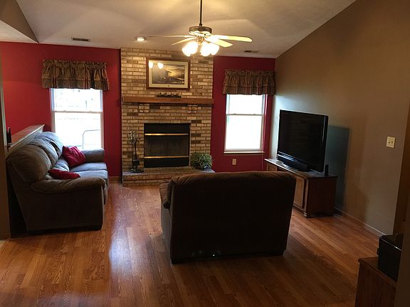 3rd image of 4101 Braxton Dr E