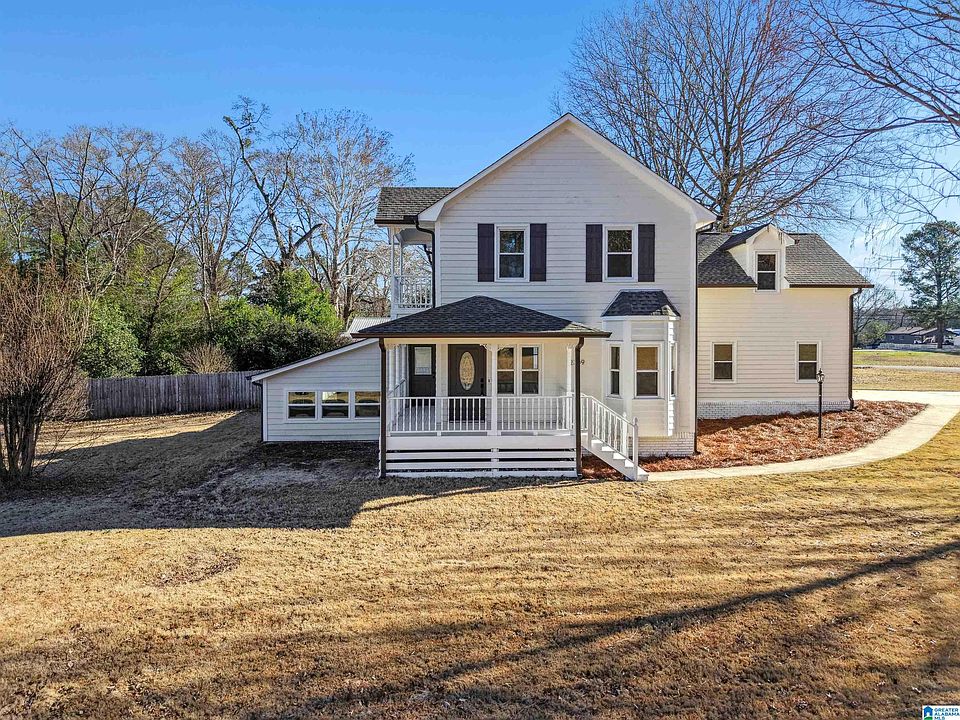 1st image of 2309 N Village Ln