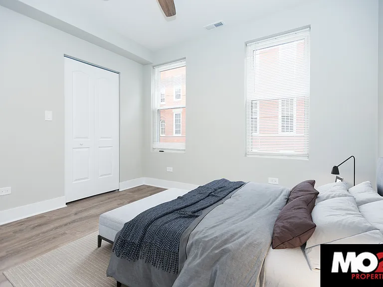 732 N Ada St #2F — Photo 3