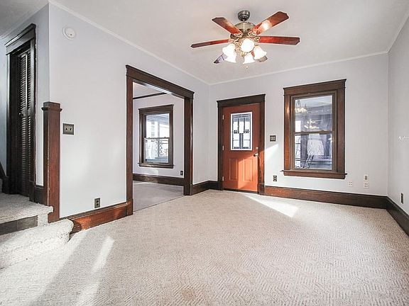 3rd image of 121 N Huntington St