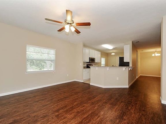 3rd image of 4435 Windsong Ave