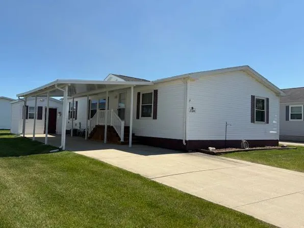 37244 Grindstone Trl, New Haven, MI 48048