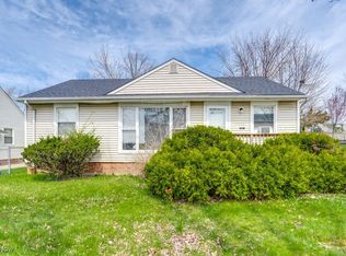 17113 Holly Hill Dr, Cleveland, OH