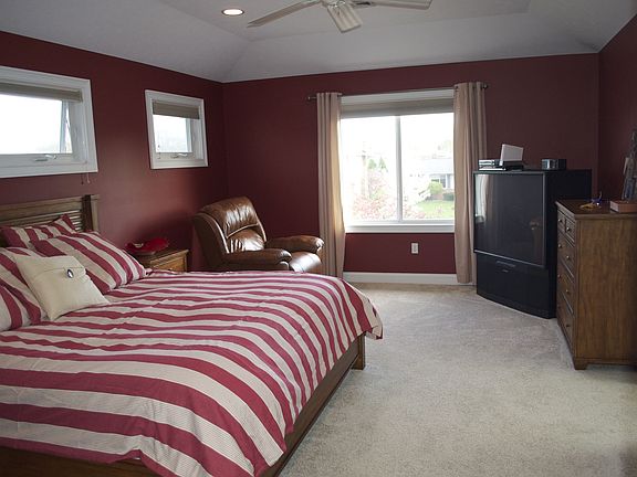 5th image of 5881 Ashcroft Dr