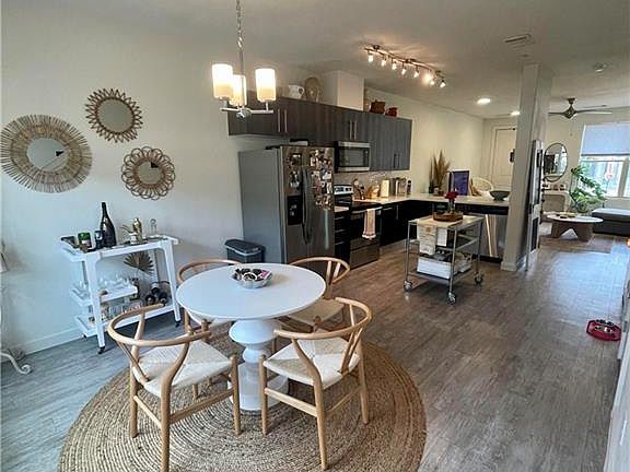 5th image of 7805 Cooper Ln #301