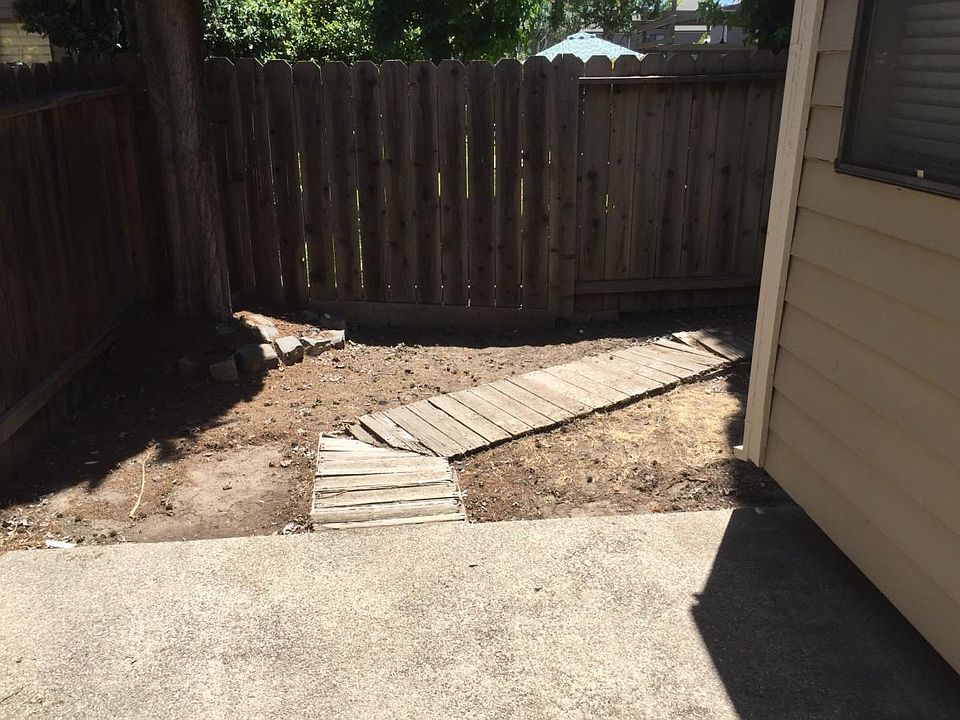 2nd image of 8667 Mariners Dr APT 51