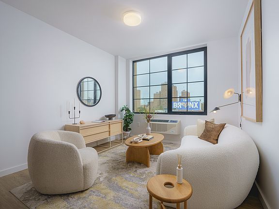 4th image of 40 Bruckner Blvd #1323