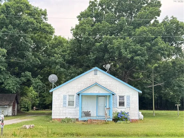 14242 Trump Town Rd, Windsor, VA 23487