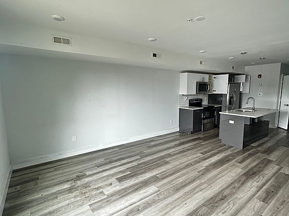 2nd image of 2347 N 6th St #D