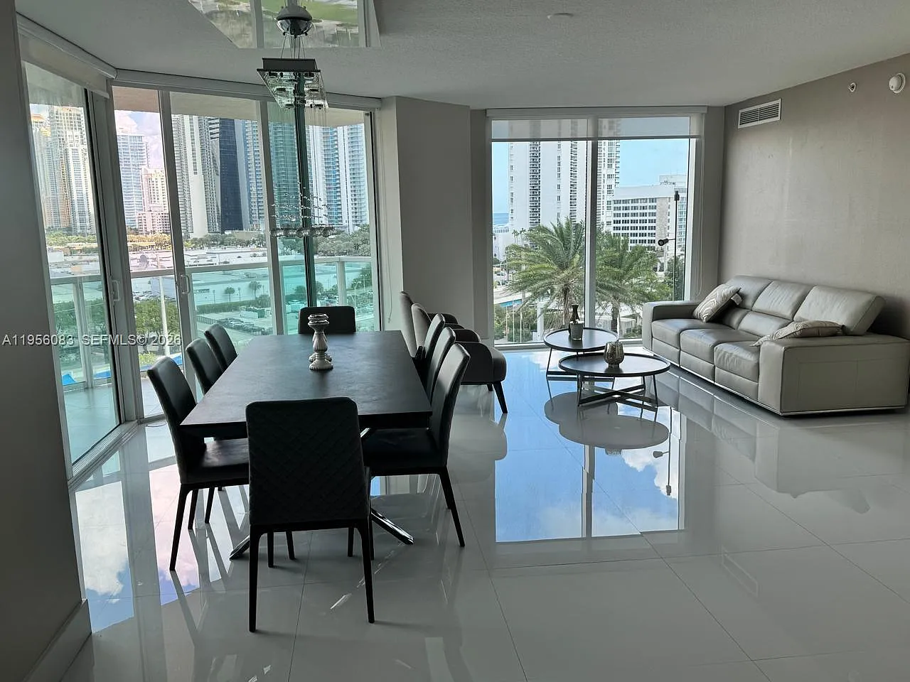 3 bed, 2.0 bath, $6,000 — Photo 2