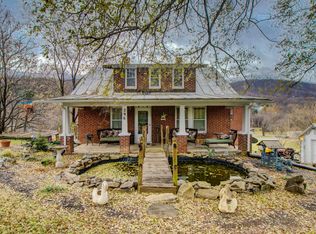296 Archway Rd, Blue Ridge, VA 24064