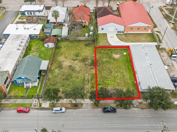 6 N Sampson St, Houston, TX 77003