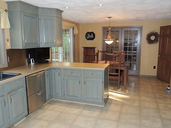 5th image of 713 Partridge Pl