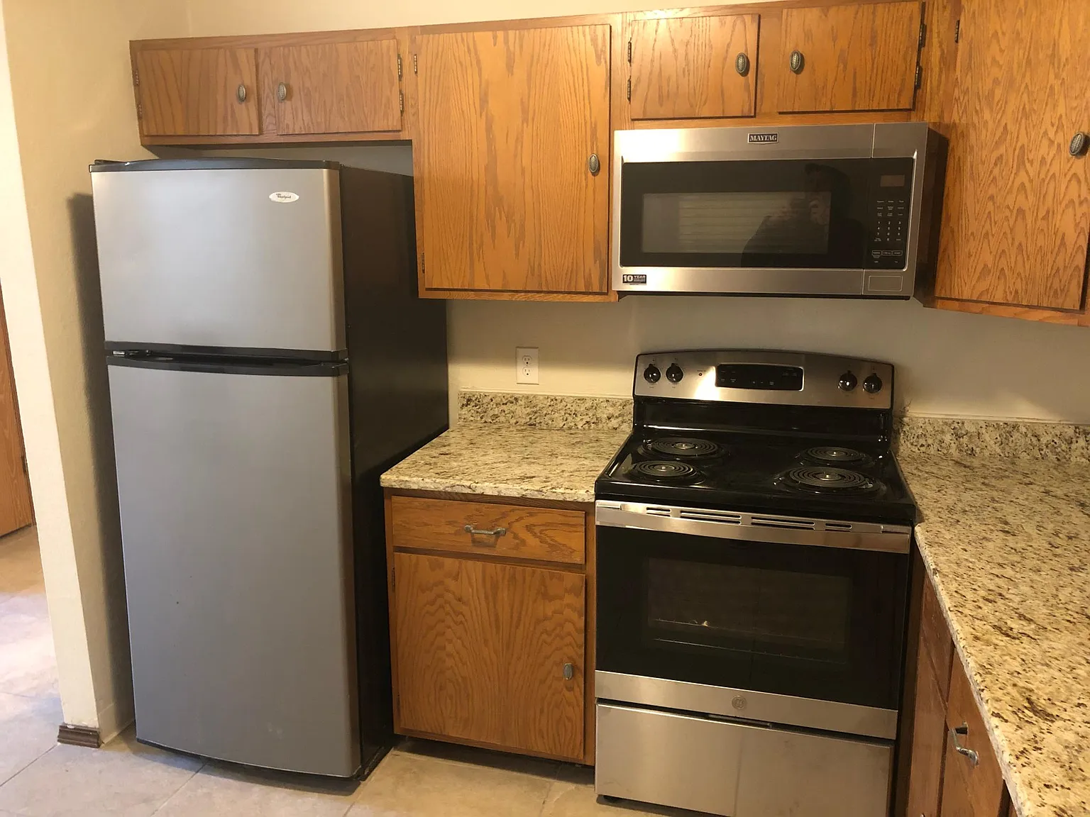 2715 Chattanooga Loop — Photo 3