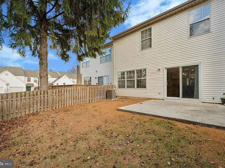 9 Meadow Ln — Photo 15