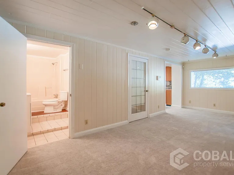 867 Rosedale Rd NE #2 — Photo 8