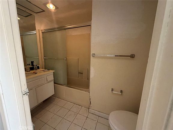 5th image of 7515 Winnetka Ave APT 108