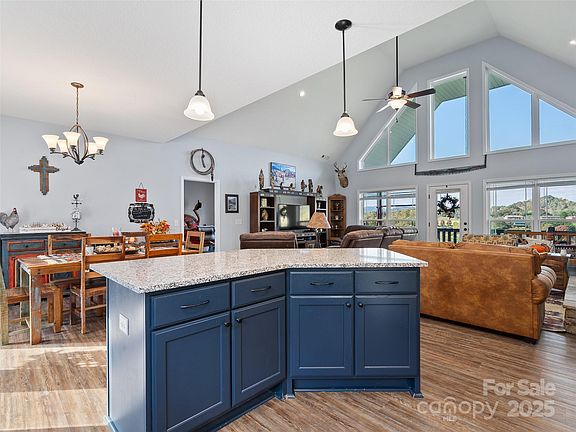 8th image of 303 Johnson Farm Rd