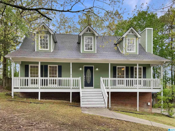 1115 Elm Dr, Alabaster, AL 35007