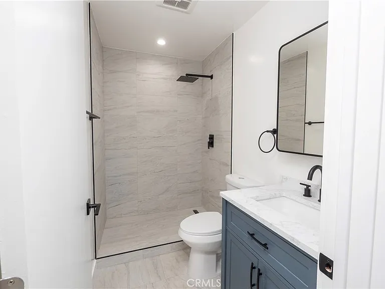 1571 Ricardo #2 — Photo 6