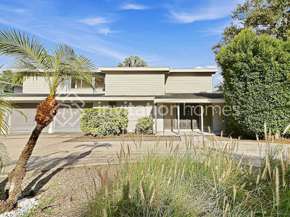1021 Brookside Dr