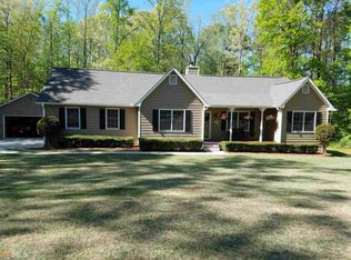 70 Rockland Dr, Sharpsburg, GA 30277