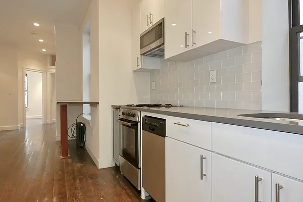 Rented by Dallien Realty Limited Liability Company | media 33