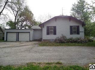 8635 Stearns St, Overland Park, KS 66214