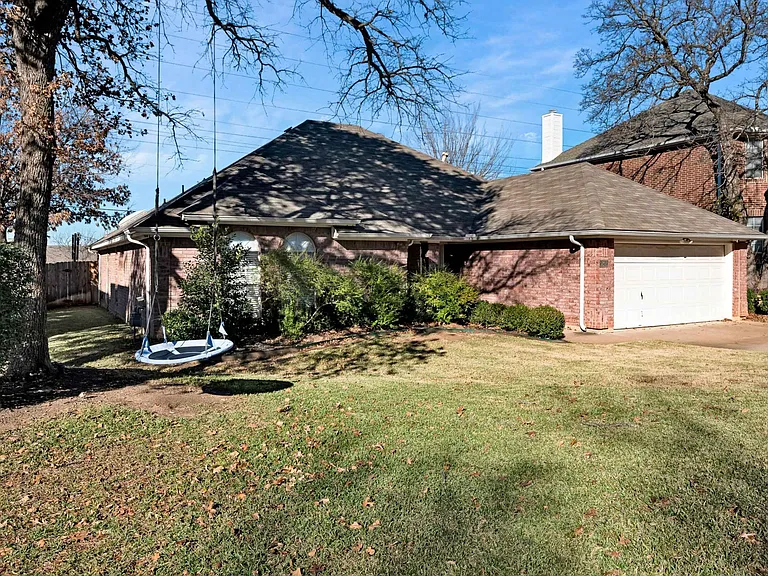 5202 Heatherdale Dr — Photo 45