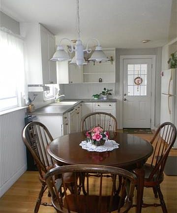 5th image of 59 Lund St