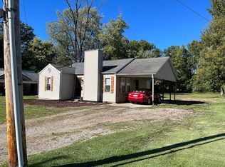 820 Airport Rd, Mount Vernon, IL 62864