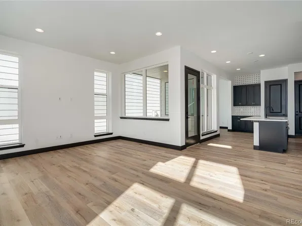 21365 E 59th Drive, Aurora, CO 80019