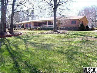 1st image of 1645 Kensington Cir